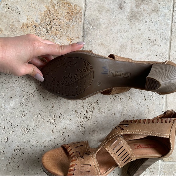 Pikolinos Leather Cut out Heeled Sandal - Picture 10 of 16